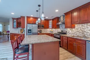 1F Chadwick Ln, Monroe Township, NJ 08831 - Photo 12