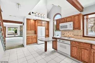 675 Raritan Rd, Clark Township, NJ 07066 - Photo 4