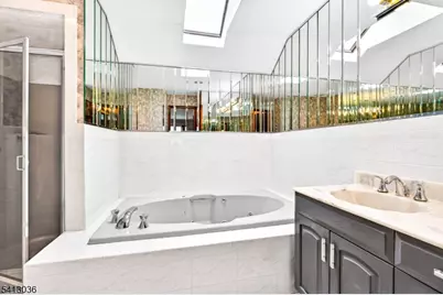 675 Raritan Rd #19, Clark Township, NJ 07066 - Photo 20