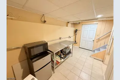 8 Orchard Dr, Clifton, NJ 07012 - Photo 28