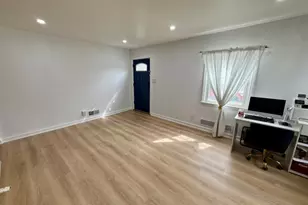 8 Orchard Dr, Clifton, NJ 07012 - Photo 4