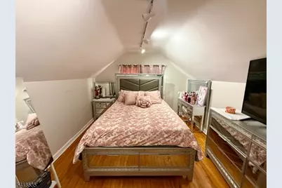 8 Orchard Dr, Clifton, NJ 07012 - Photo 14