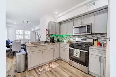 76 Amherst St, East Orange, NJ 07018 - Photo 16