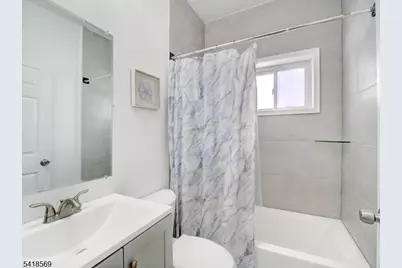 76 Amherst St, East Orange, NJ 07018 - Photo 12