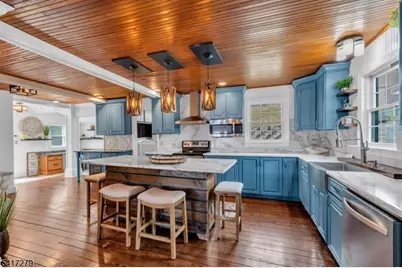 301 Lakeside Blvd, Hopatcong, NJ 07843 - Photo 6