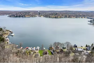 301 Lakeside Blvd, Hopatcong, NJ 07843 - Photo 4
