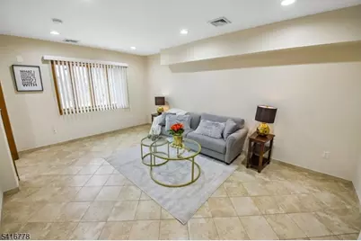 63 Waydell St, Newark, NJ 07105 - Photo 12
