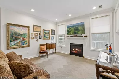 5205 Pointe Gate Dr, Livingston, NJ 07039 - Photo 14