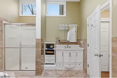 27 Schwarz Blvd, Jefferson Township, NJ 07849 - Photo 16