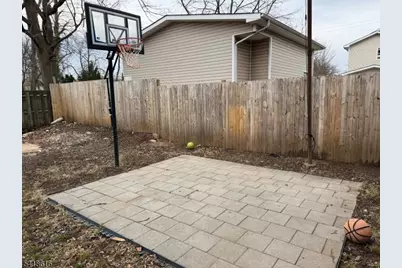 1127 Earle Pl, Plainfield, NJ 07062 - Photo 20