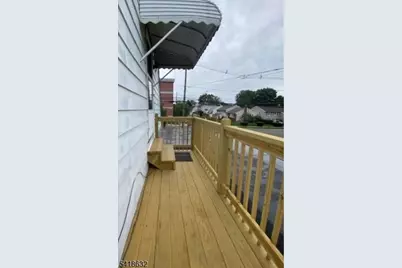 1968 Vauxhall Rd, Union Township, NJ 07083 - Photo 12