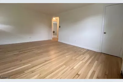 1968 Vauxhall Rd, Union Township, NJ 07083 - Photo 6