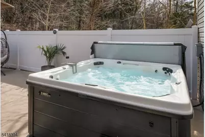 27 Mountain Ave, Wanaque, NJ 07465 - Photo 28