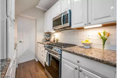 27 Mountain Ave, Wanaque, NJ 07465 - Photo 12