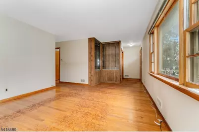 130 Howard Ave, South Bound Brook Boro, NJ 08880 - Photo 8