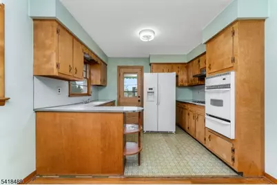 130 Howard Ave, South Bound Brook Boro, NJ 08880 - Photo 16