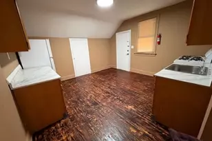 13 E Grand St, Hampton Boro, NJ 08827 - Photo 4