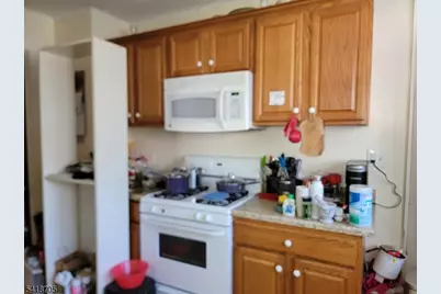 4 Denman Pl, Summit, NJ 07901 - Photo 2