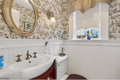 25 Bowers Rd, Caldwell Boro Twp., NJ 07006 - Photo 16