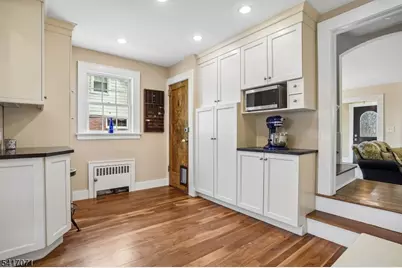 25 Bowers Rd, Caldwell Boro Twp., NJ 07006 - Photo 12