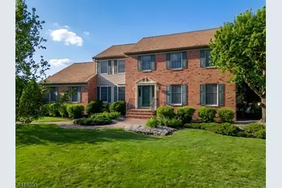 8 Flagg Way, Hillsborough Township, NJ 08844 - Photo 2