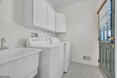 8 Flagg Way, Hillsborough Township, NJ 08844 - Photo 20