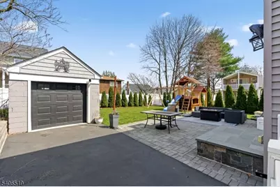 44 Laura Ave, Nutley, NJ 07110 - Photo 22