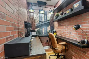 78 Glen Ave, Roseland, NJ 07068 - Photo 32