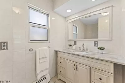 36 Scarsdale Dr, Livingston, NJ 07039 - Photo 18