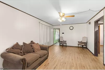 21 Buttonwood Dr, Ewing Township, NJ 08638 - Photo 4