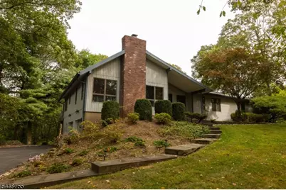 505 Lannon Ln, Bethlehem Township, NJ 08826 - Photo 1