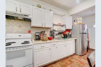 20 Geneva St, Elizabeth, NJ 07206 - Photo 18