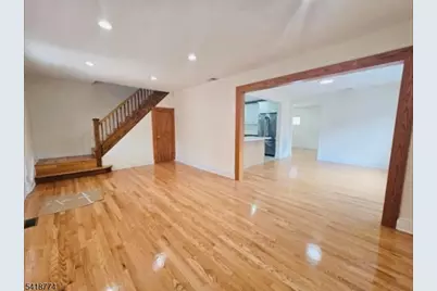 18 Adams Ter, Clifton, NJ 07013 - Photo 2