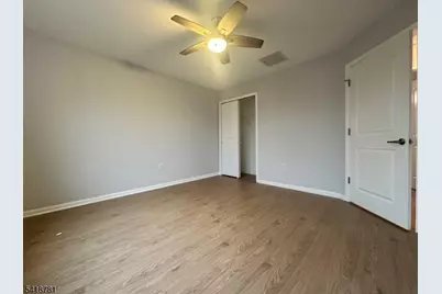 33 Ronald Dr, Franklin Township, NJ 08873 - Photo 18