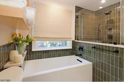 341 Essex Ave, Bloomfield, NJ 07003 - Photo 34