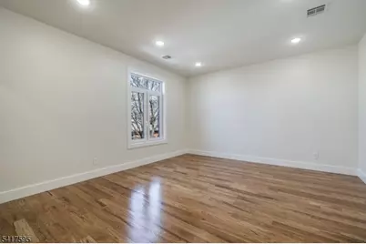 31 Grace St, Irvington, NJ 07111 - Photo 12