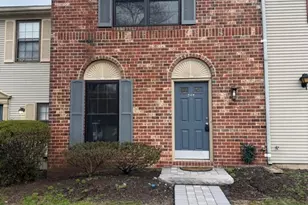 246 Hampshire Ct, Piscataway Township, NJ 08854 - Photo 1