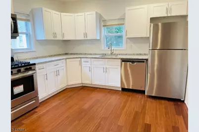 76 Chestnut St #2, Montclair, NJ 07042 - Photo 8