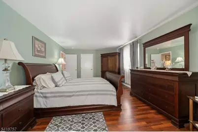 10 Wind Meadow Trl, Hardyston Township, NJ 07419 - Photo 12