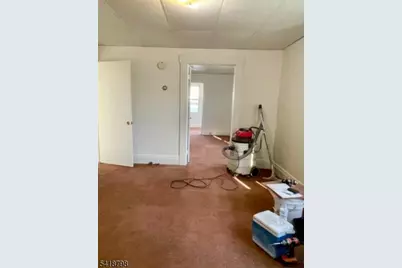 150 Atlanta Ave, Union Township, NJ 07088 - Photo 8