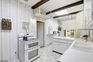 251 Old Turnpike Rd, Tewksbury Township, NJ 07830 - Photo 18