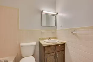 7107 Hana Rd, Edison Twp., NJ 08817 - Photo 28