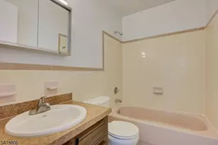 7107 Hana Rd, Edison Twp., NJ 08817 - Photo 22