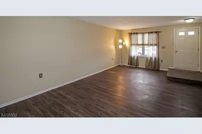 7 Duck Hawk Ct, Allamuchy Township, NJ 07840 - Photo 4