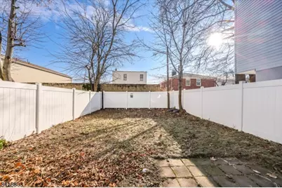 342 Sanford Ave #1, Newark, NJ 07106 - Photo 16