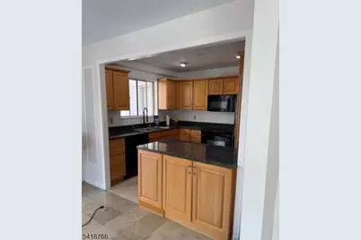 1375 River Road #2k, Edgewater, NJ 07020 - Photo 1