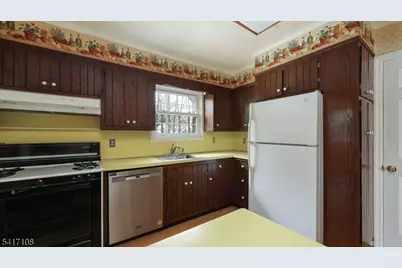 108 Elmora Ave, Cranford Township, NJ 07016 - Photo 16