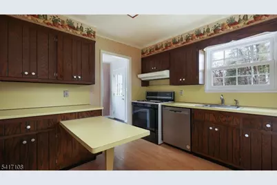 108 Elmora Ave, Cranford Township, NJ 07016 - Photo 14