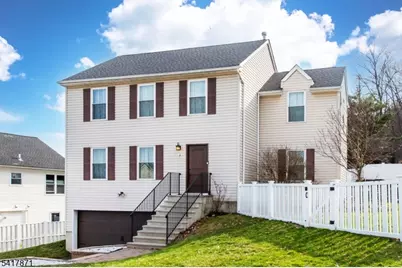 7 Jessica Ln, Dover, NJ 07801 - Photo 2