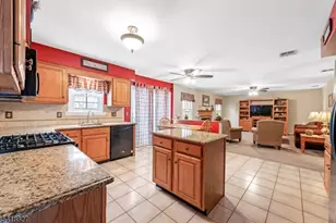 20 Windjammer Dr, Jefferson Township, NJ 07849 - Photo 4